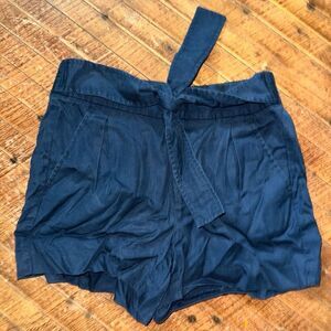 J Crew navy tie waist preppy size 0 relaxed shorts